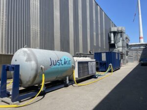 EC1AD4C9-D2C1-49E4-8229-BB0176E65FDF_1_105_c (1)